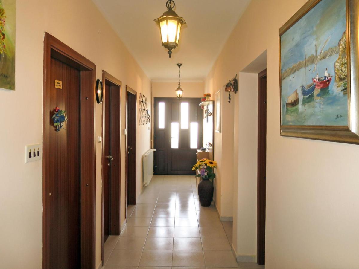 Apartment Stjepan - SRD410 Maslenica Buitenkant foto